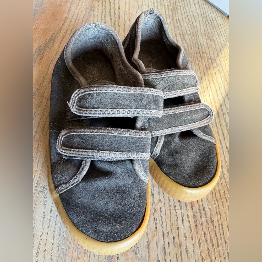 Zara Toddler Size 29 Sneakerss